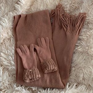 Gloves and Scarf Set